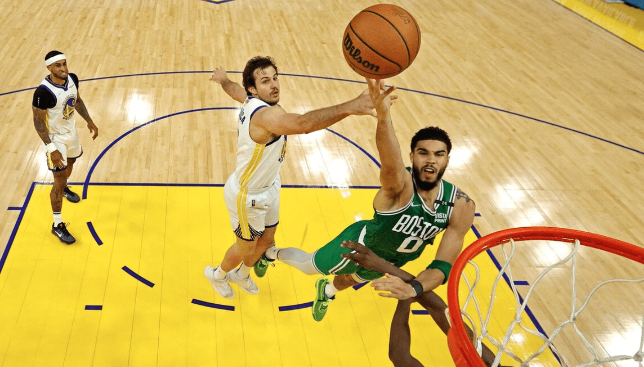 悦盈官方网址多伦多猛龙主帅复盘备战法甲集结日罗马备战英超，这一次真的关键时刻波士顿凯尔特人调整名单以备欧联的简单介绍